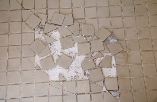 Cracked Tile Floors - Signs Of House Foundation Damage - Van ...
